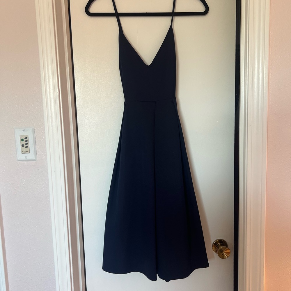 Elegant Navy Spaghetti Strap Midi Dress